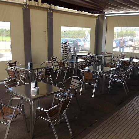Hostal Los Amigos أولايفينزا المظهر الخارجي الصورة
